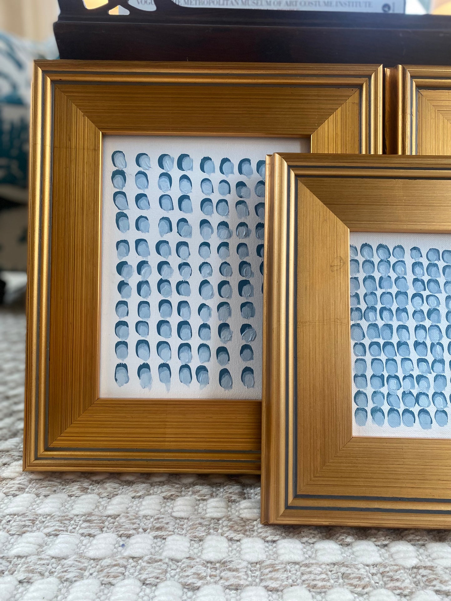 13x15 Dots - White