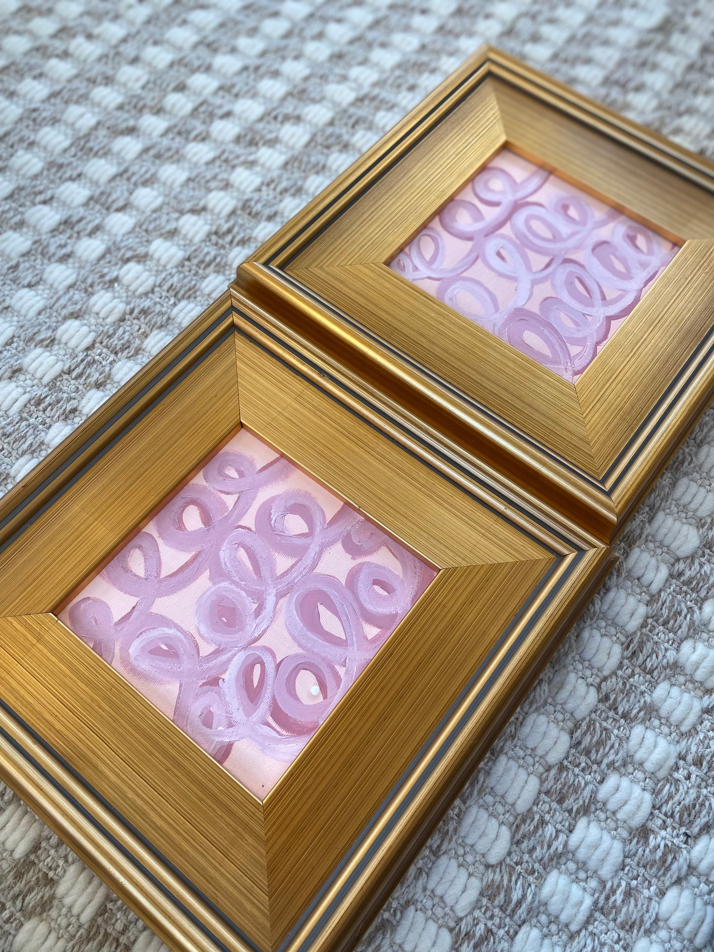 11x11 Loops - Pink